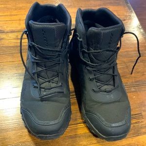 Mens Under Armor Valsetz 6” black boots size 12